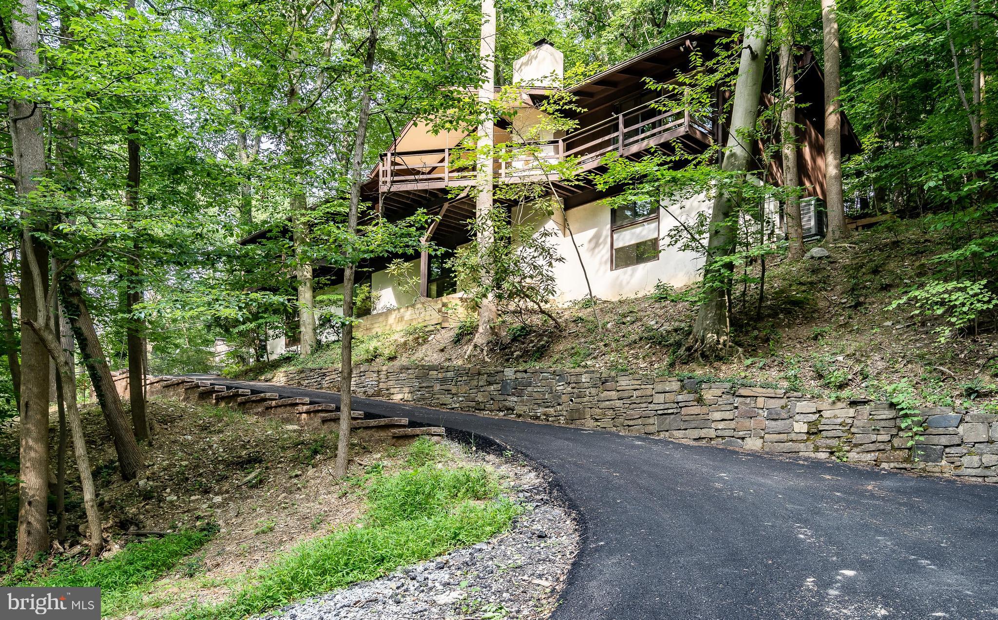 796 Old State Road Berwyn, PA 19312 - Photo 1 of 48