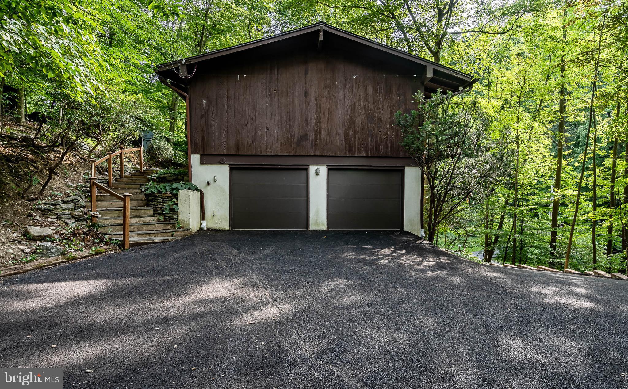796 Old State Road Berwyn, PA 19312 - Photo 4 of 48