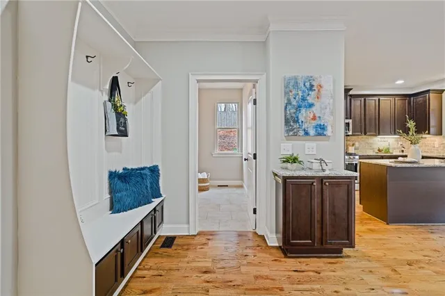 $575,000 | 132 Amberleigh Drive Southeast, White, GA 30184