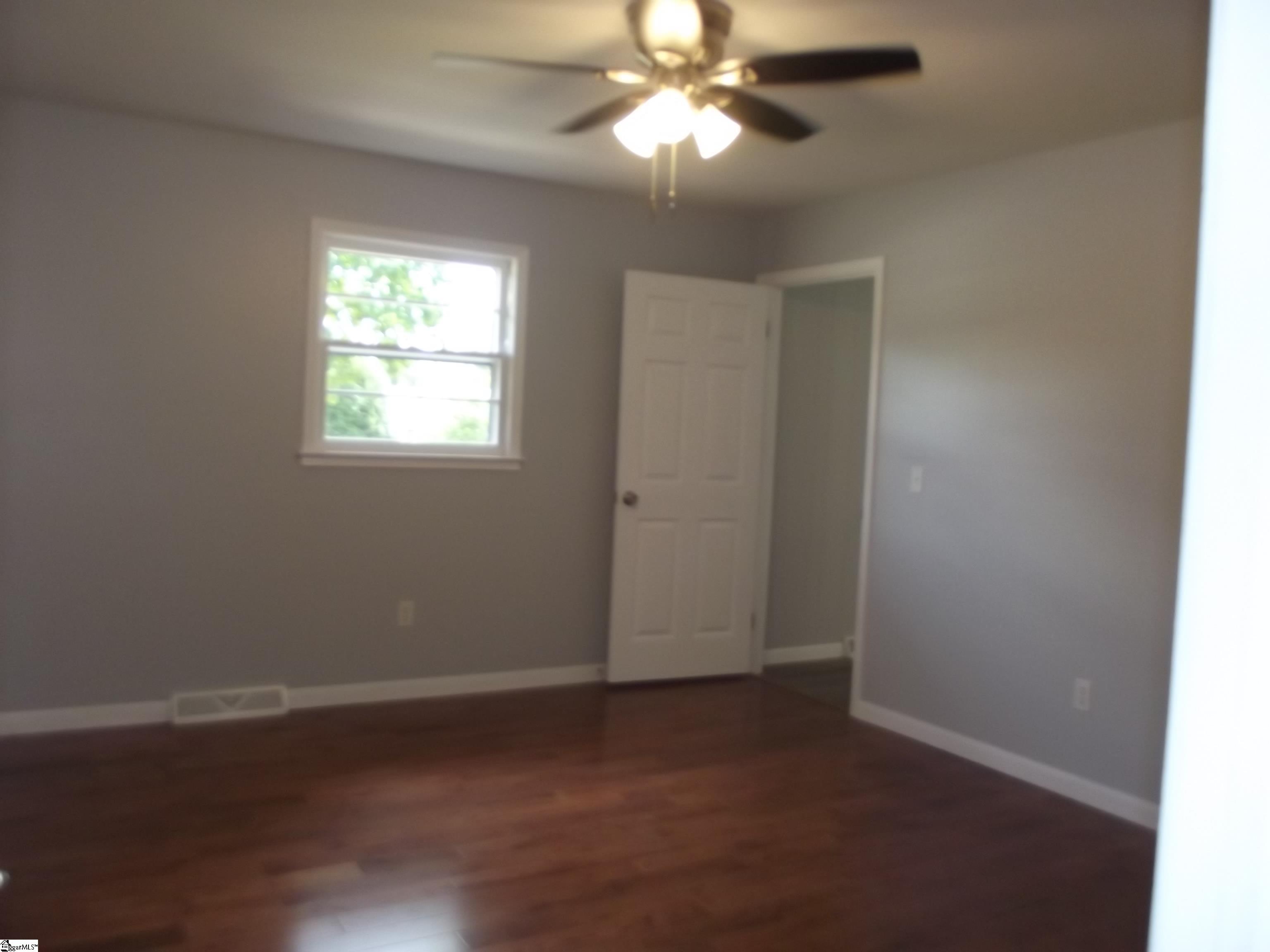 712 Davenport Road Simpsonville, SC 29680 - Photo 13 of 23 Gallery Image 13