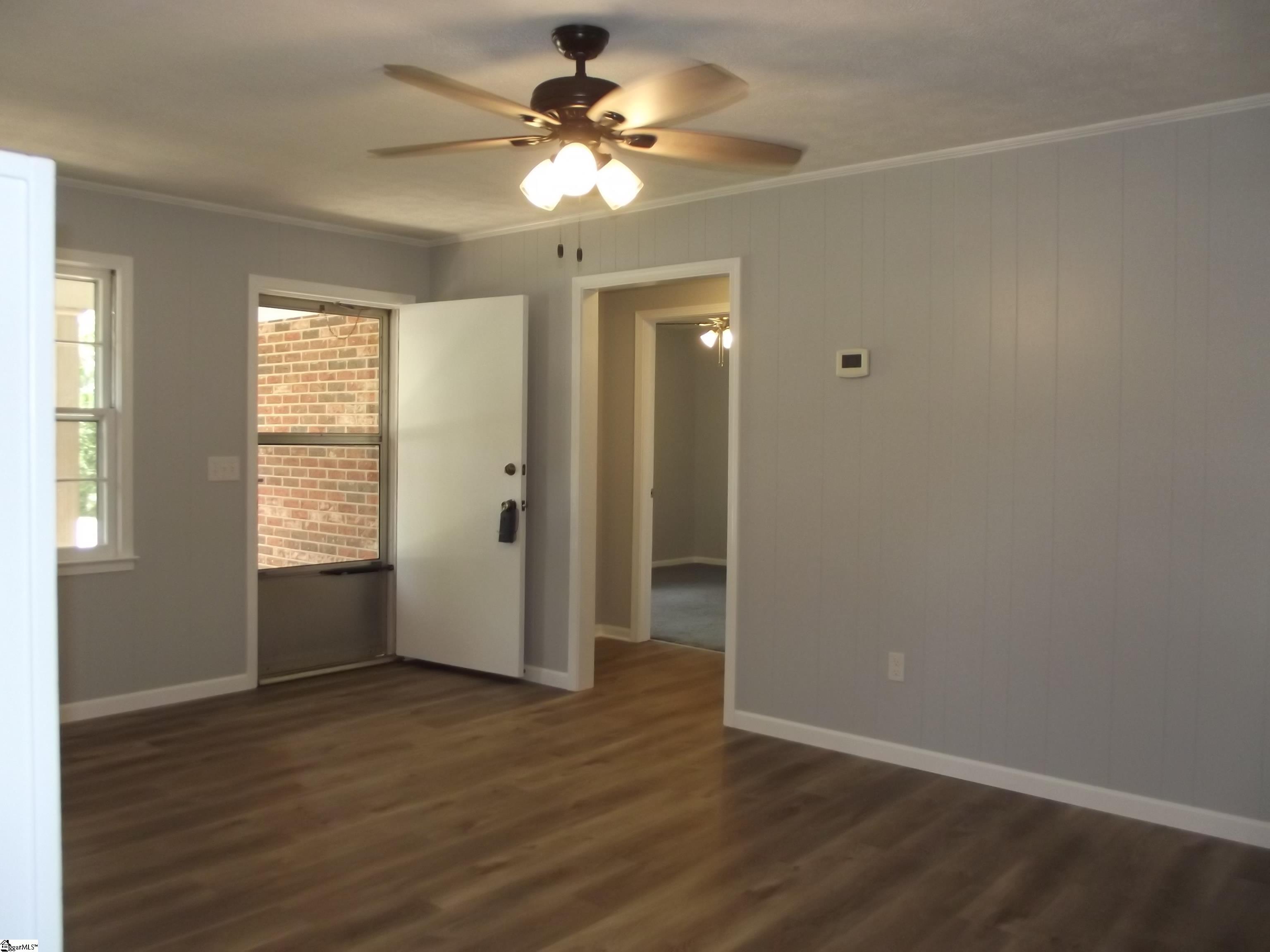 712 Davenport Road Simpsonville, SC 29680 - Photo 5 of 23 Gallery Image 5