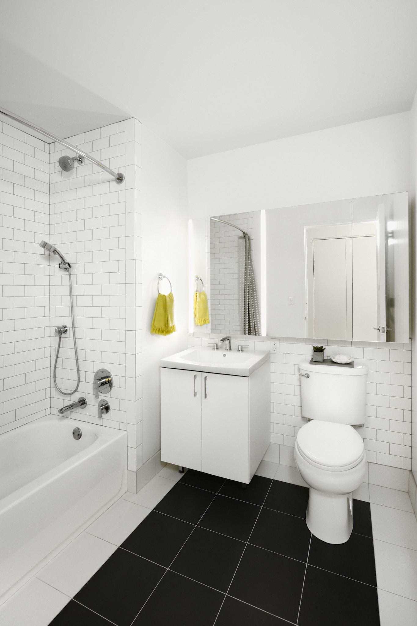 70 Pine Street, Unit 932 Manhattan, NY 10005 - Photo 6 of 24