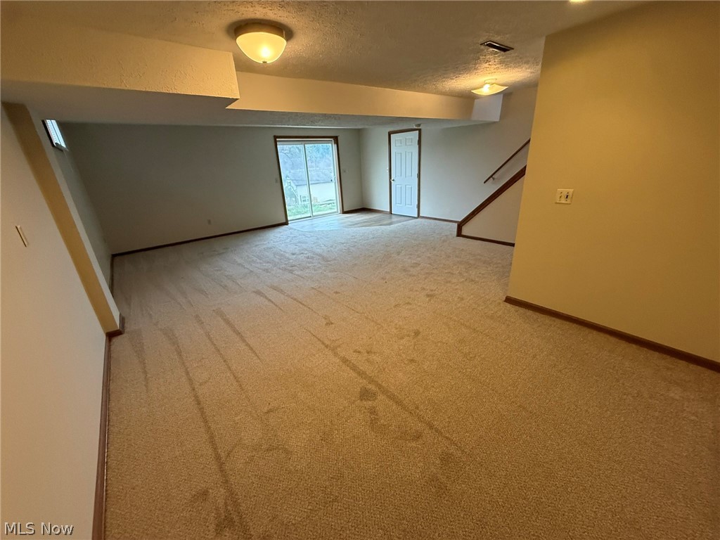 2286 Stonecreek Road New Philadelphia, OH 44663 - Photo 18 of 35