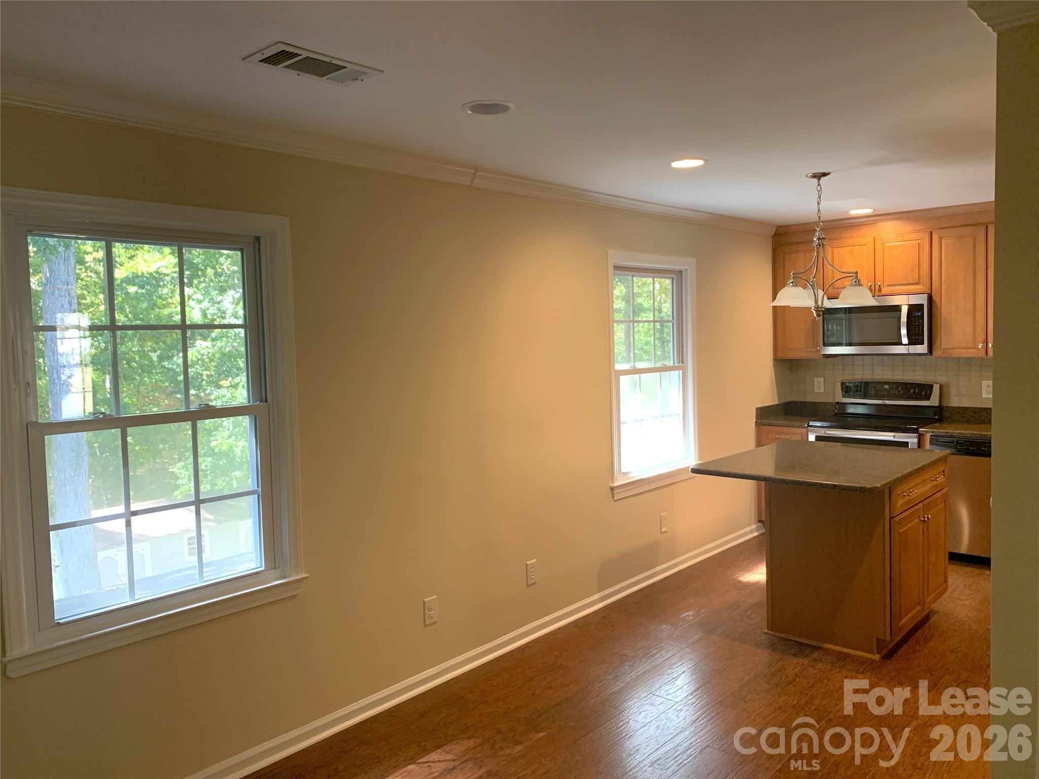 1114 Glenshannon Road Matthews, NC 28105 - Photo 5 of 35