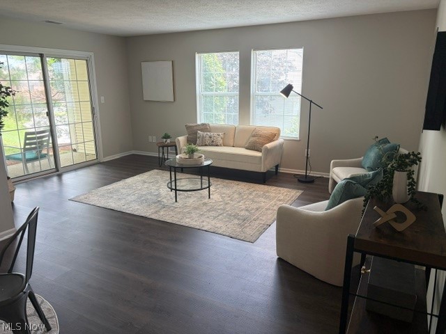 6745 Tippecanoe Road, Unit 2 Canfield, OH 44406 - Photo 6 of 23 Living room