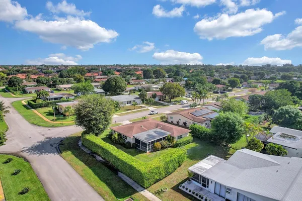 $2,500 | 6396 Sleepy Willow Way, Delray Beach, FL 33484