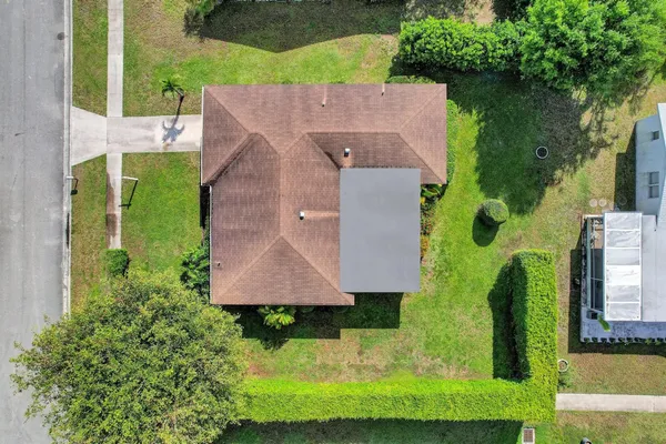 $2,500 | 6396 Sleepy Willow Way, Delray Beach, FL 33484