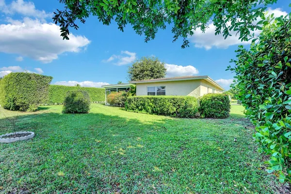 $2,500 | 6396 Sleepy Willow Way, Delray Beach, FL 33484