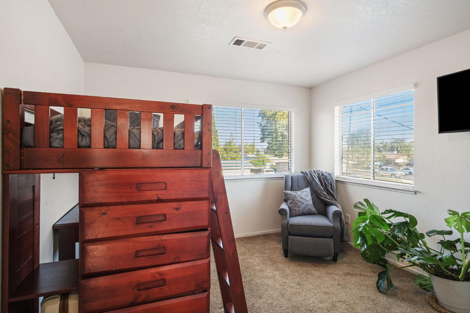 1220 Fig Avenue Merced, CA 95341 - Photo 11 of 17 a living room with furniture and a window