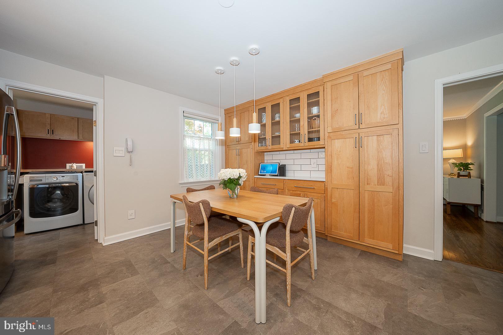 734 Woodcrest Road Wayne, PA 19087 - Photo 12 of 37 Eat-in area in the Kitchen