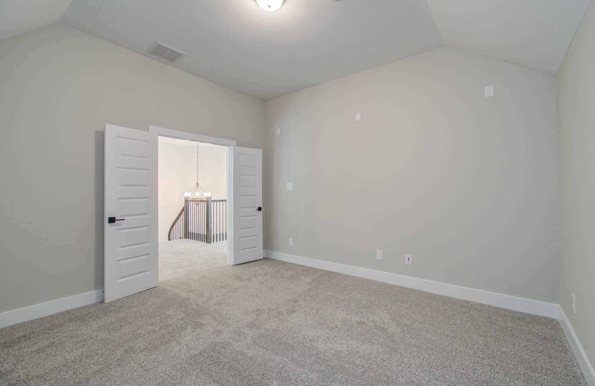 9950 Wild Indigo Circle Conroe, TX 77385 - Photo 30 of 50 a view of a room with a bathroom