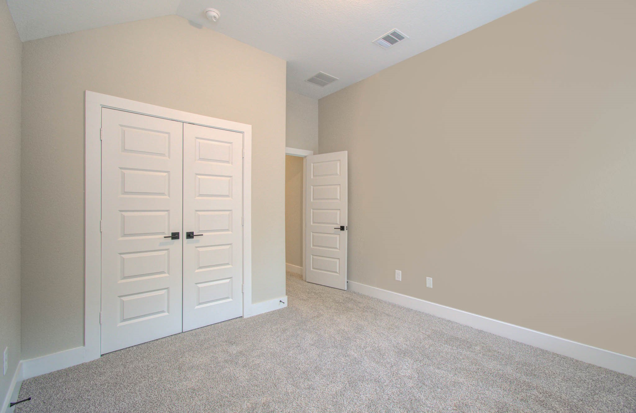 9950 Wild Indigo Circle Conroe, TX 77385 - Photo 39 of 50 a view of an empty room