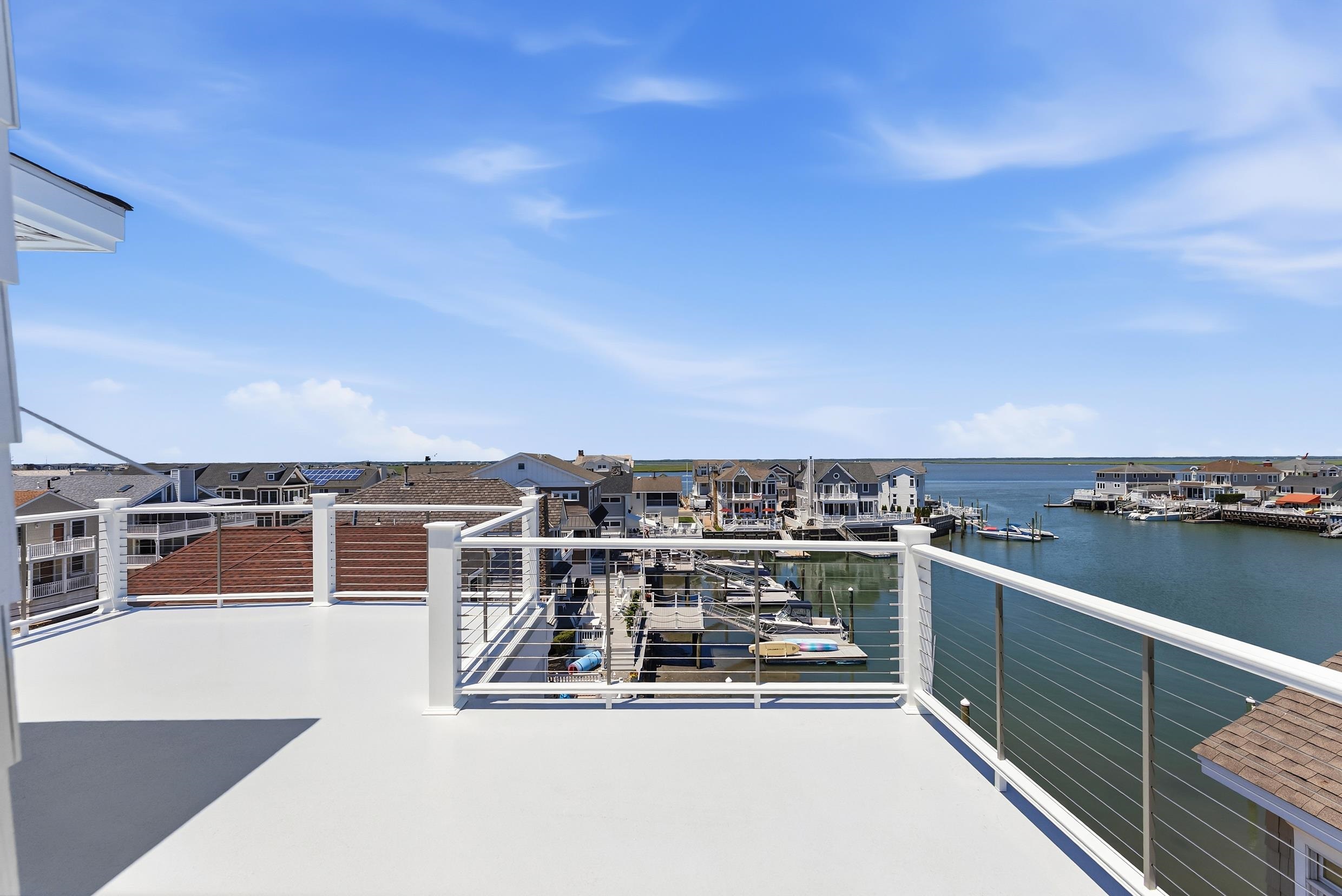 8527 3rd Stone Harbor, NJ 08247 - Photo 21 of 28 a view of a balcony with city view