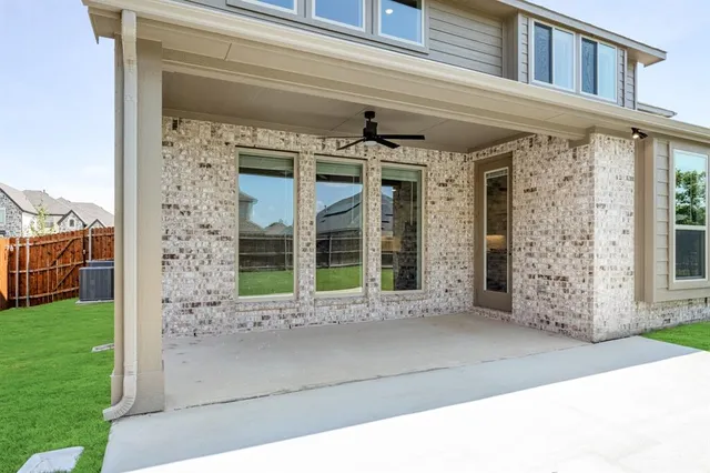 a view of entrance gate of the house