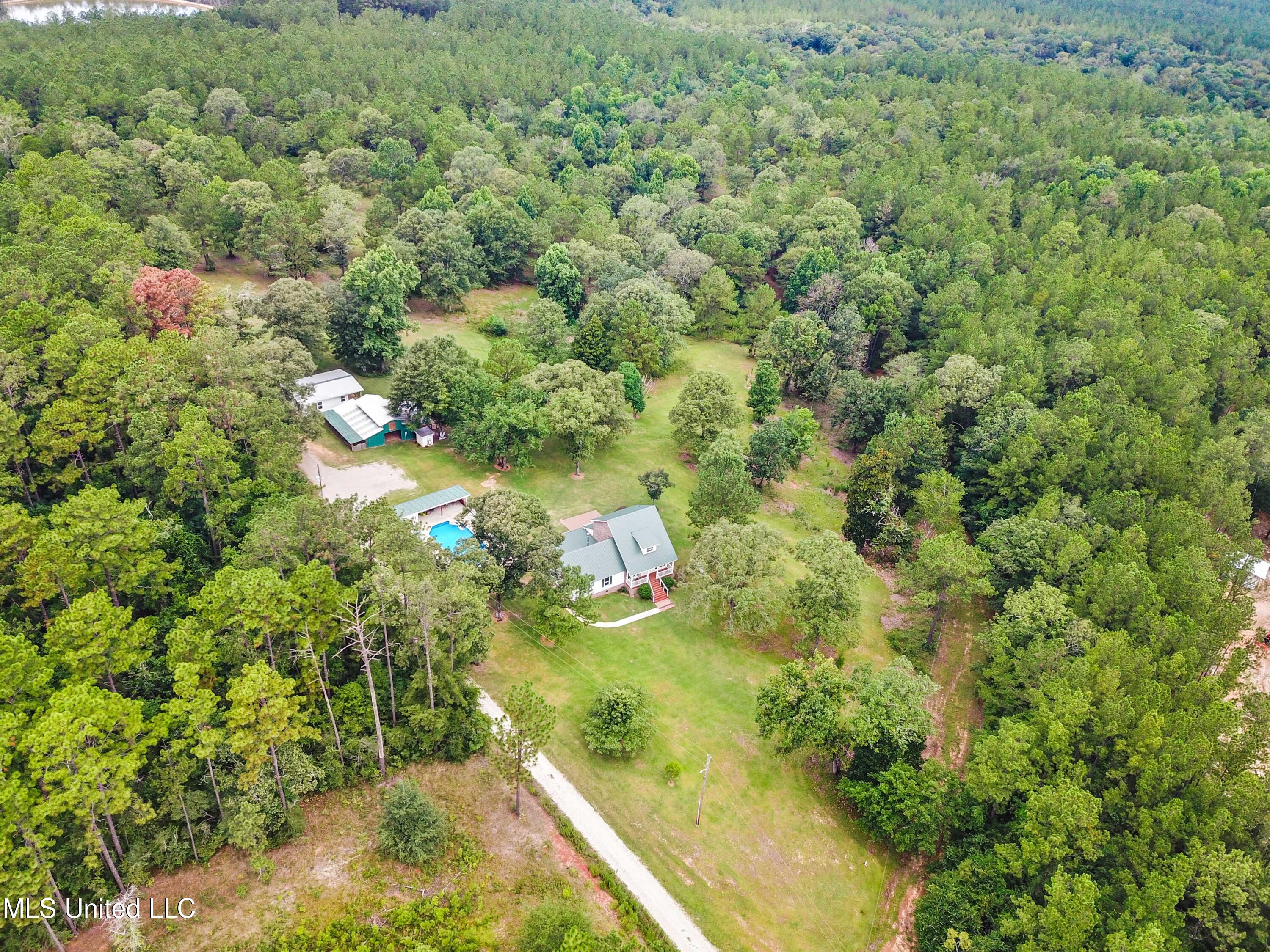 1043 Anchor Lake Road Carriere, MS 39426 - Photo 47 of 47 044