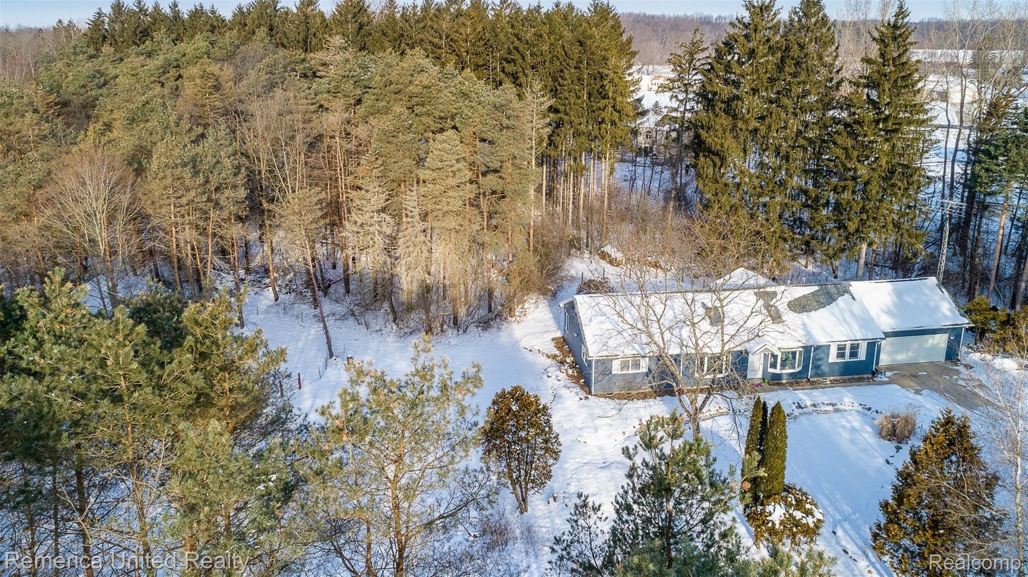 15466 Seymour Road Linden, MI 48451 - Photo 8 of 40 DJI_0008.jpg
