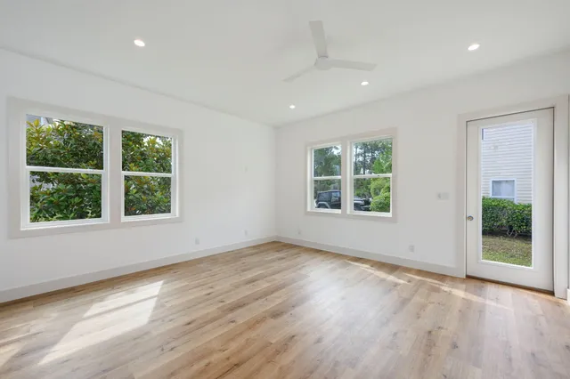 $2,700 | 114 Enchanted Way, Santa Rosa Beach, FL 32459