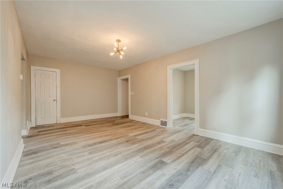 974 Royal Road Cleveland, OH 44110 - Photo 24 of 34
