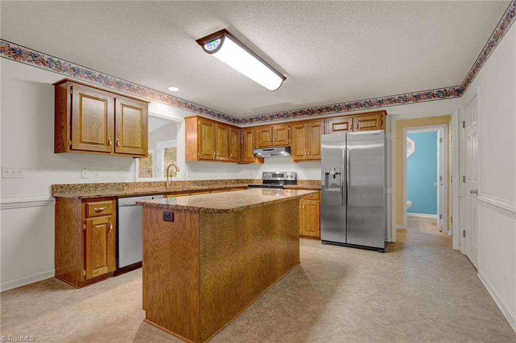 6031 Racine Road Randleman, NC 27317 - Photo 6 of 23 Gallery Image 6
