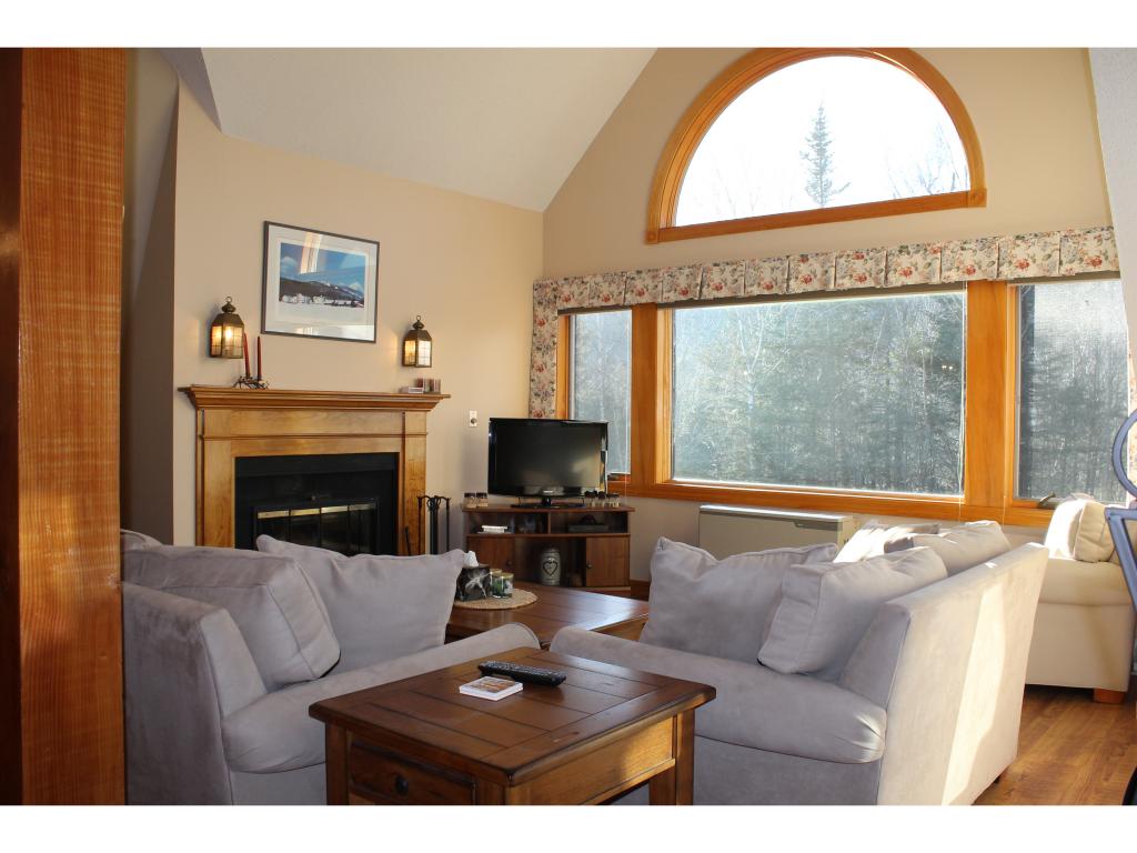 91 Osceola Road, Unit 15 Waterville Valley, NH 03215 - Photo 3 of 32