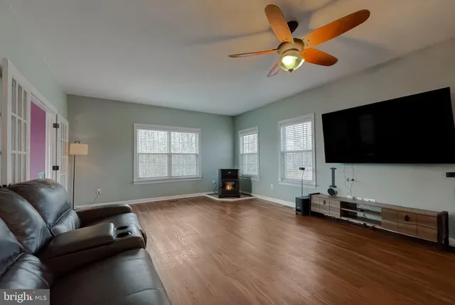 $750,000 | 1985 Holland Cliffs Road, Huntingtown, MD 20639