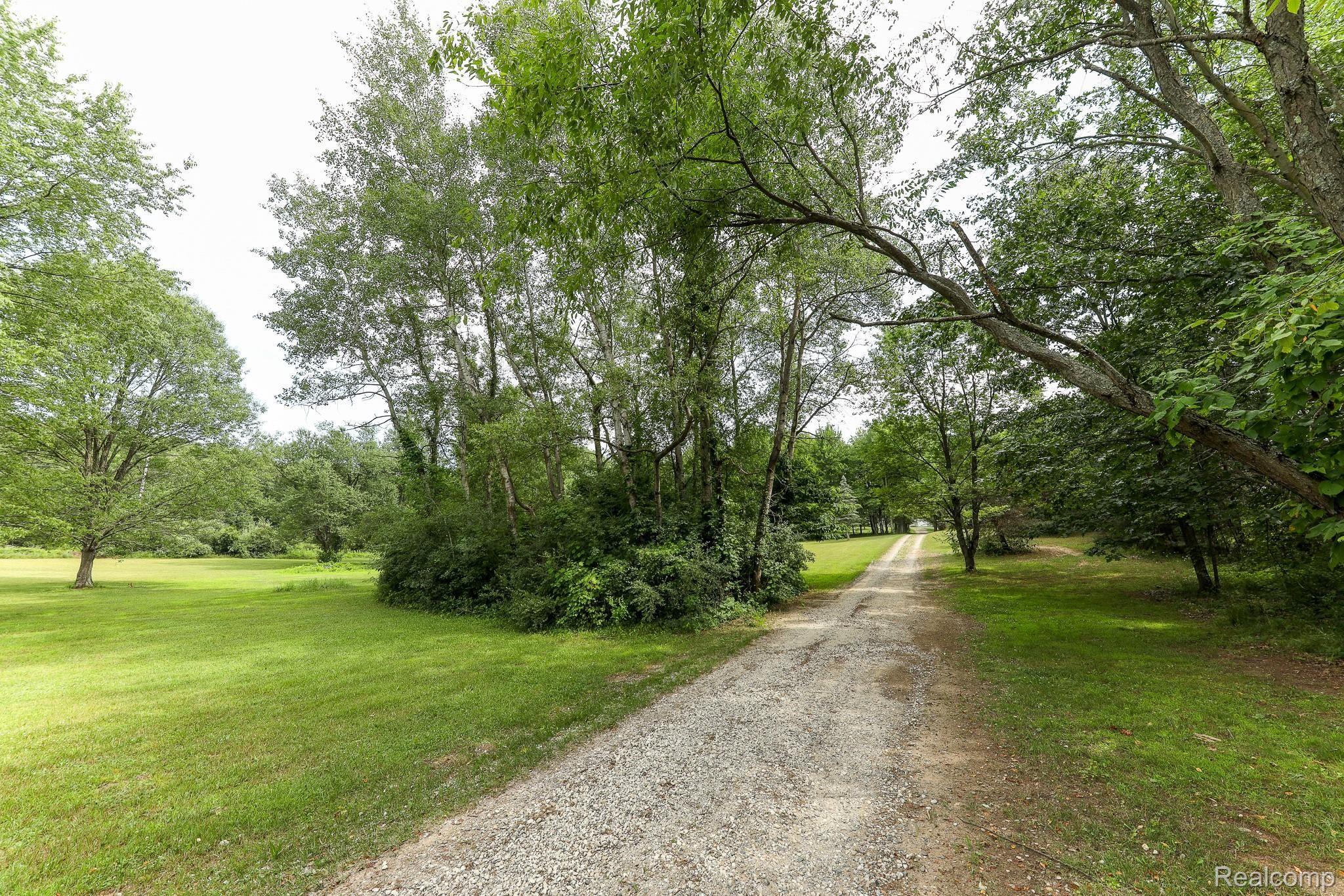 17529 Bowdish Road Gregory, MI 48137 - Photo 58 of 62 17529 Bowdish (63 of 65).jpg