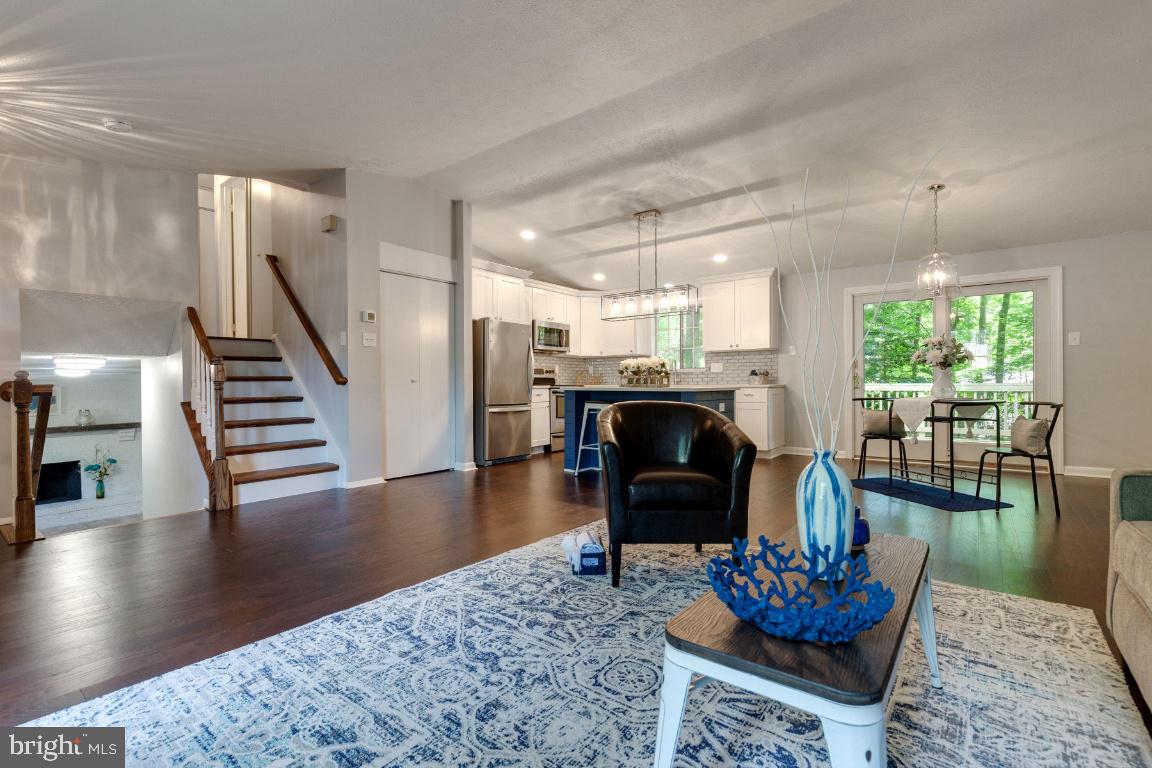 8467 Falling Leaf Road Springfield, VA 22153 - Photo 13 of 41 Gallery Image 13