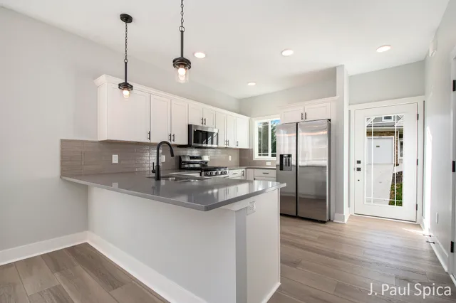 $369,900 | 1209 Madera Court, Byron Center, MI 49315