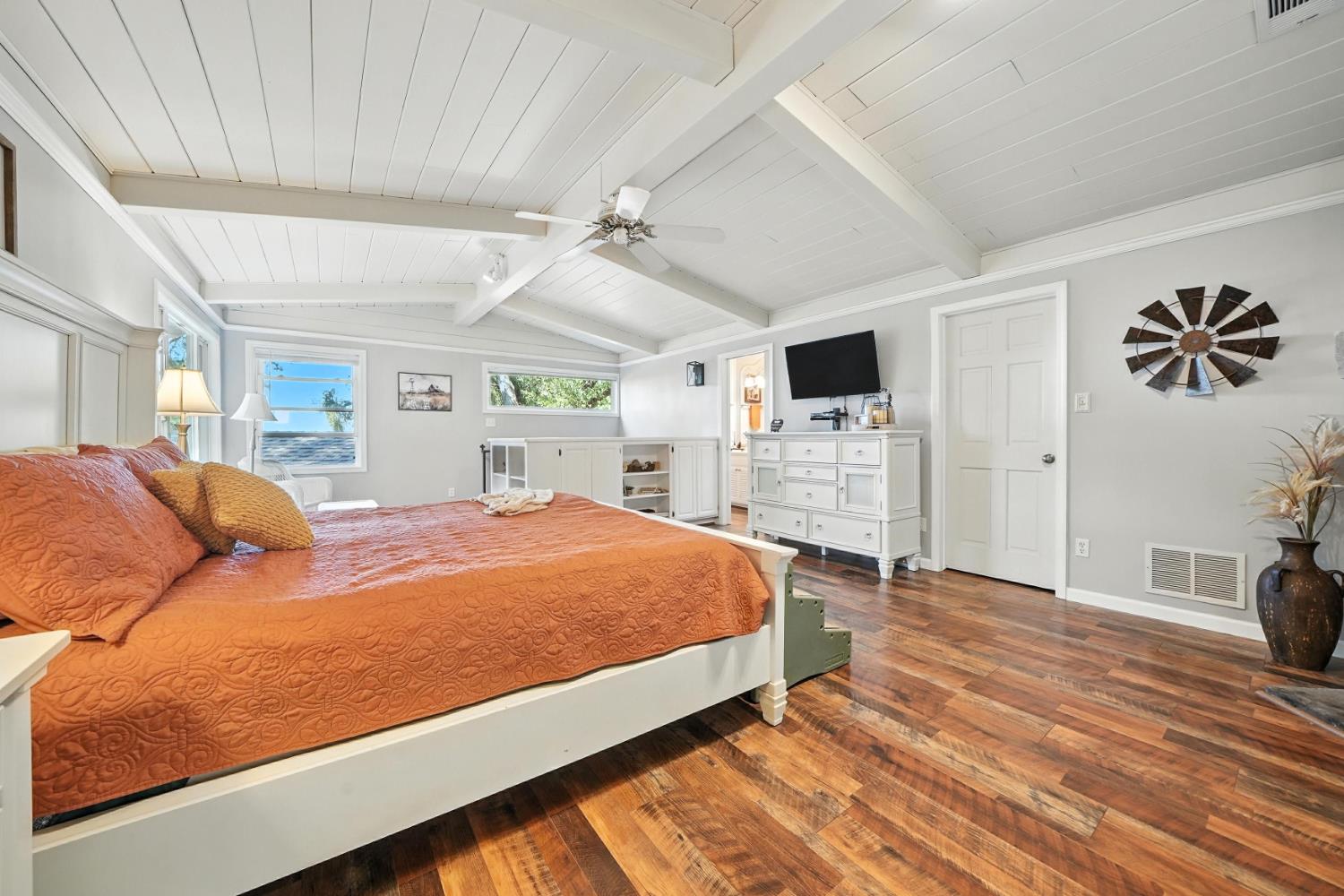 19630 Charleston Road Volcano, CA 95689 - Photo 41 of 70 a bed room with a bed and a television