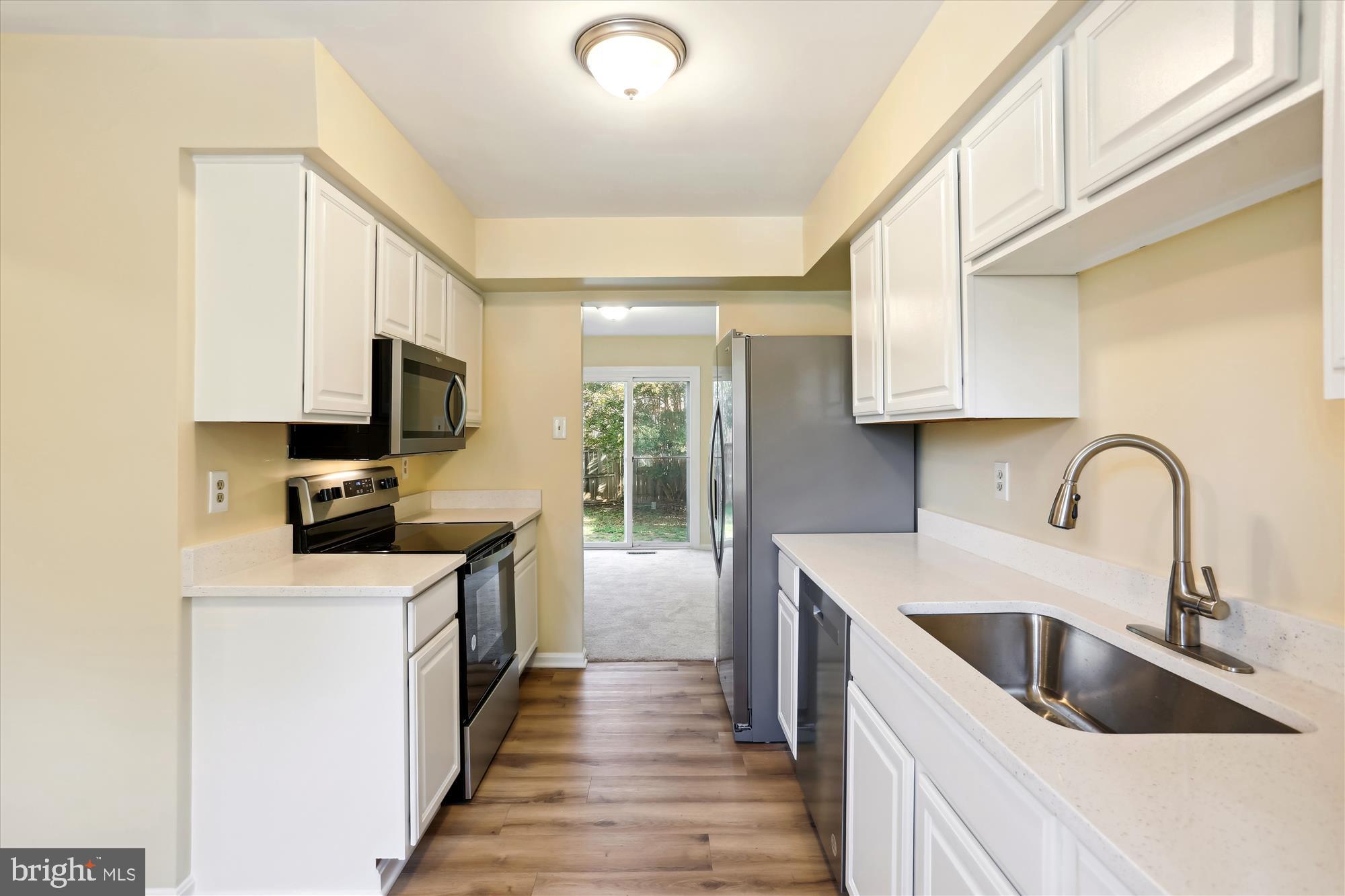 17509 Gallagher Way Olney, MD 20832 - Photo 5 of 48 NEW counters