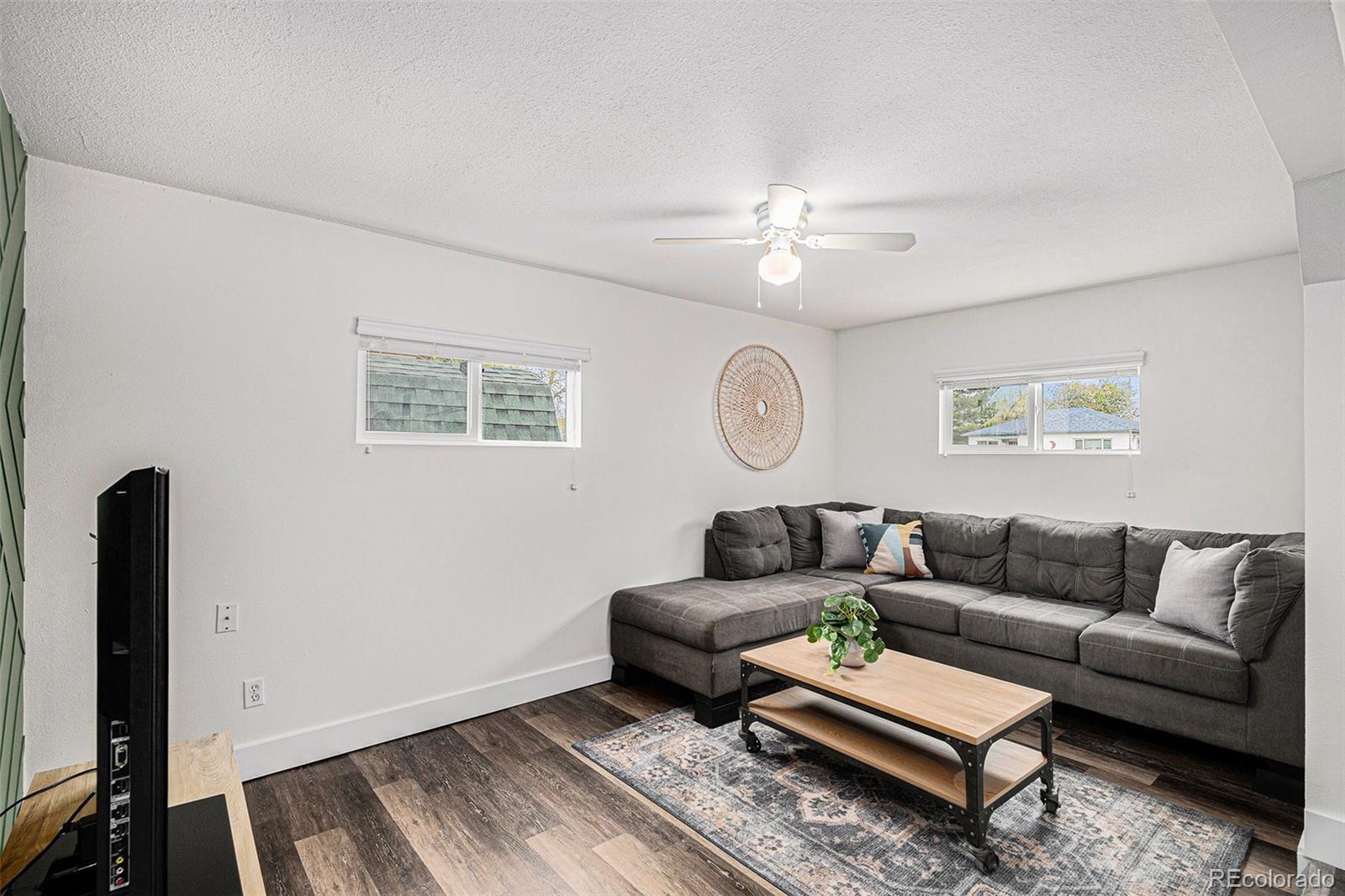 1293 South Perry Street Denver, CO 80219 - Photo 8 of 29 Gallery Image 8
