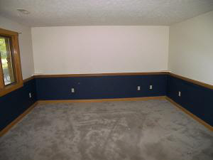 659 Riley Boulevard Bedford, IN 47421 - Photo 2 of 4