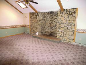 659 Riley Boulevard Bedford, IN 47421 - Photo 3 of 4