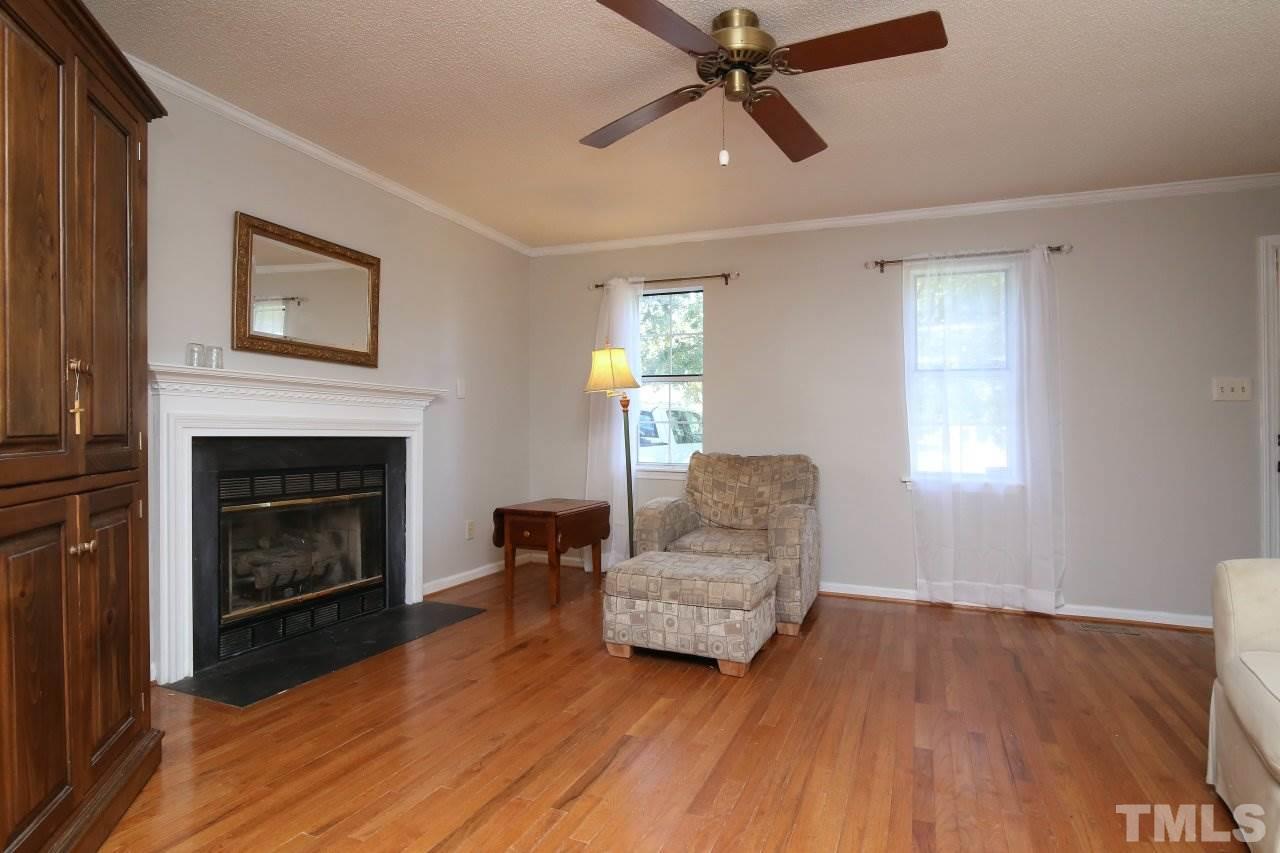 1116 Chalk Level Road Durham, NC 27704 - Photo 7 of 19 Gallery Image 7