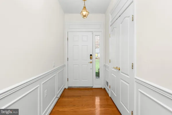 $325,000 | 10 Hartford Way, Unit 493, Fredericksburg, VA 22406