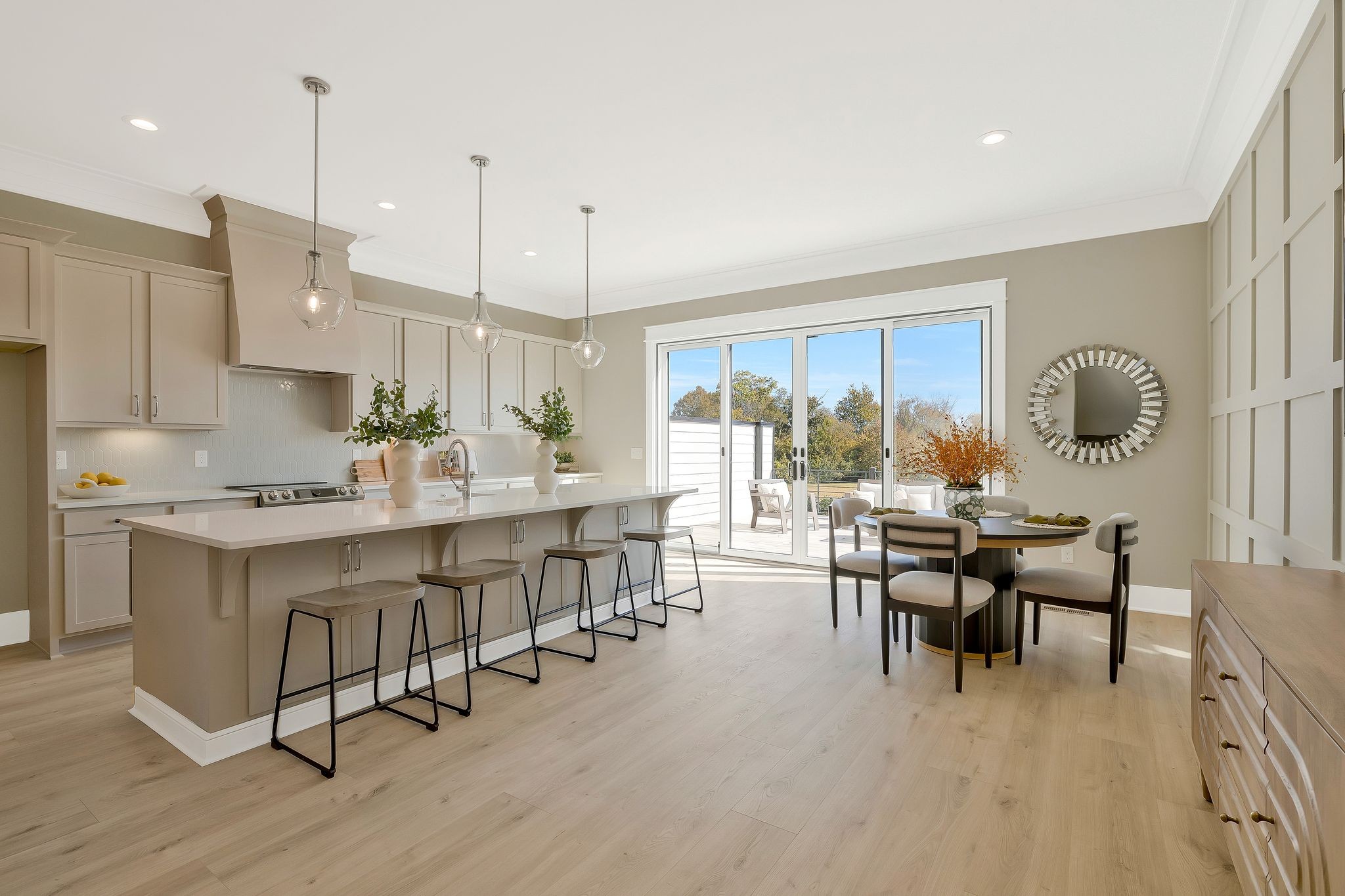 1425 Doc Johns Boulevard Murfreesboro, TN 37128 - Photo 2 of 53