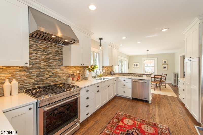 30 Wellesley Road Montclair, NJ 07043 - Photo 15 of 30