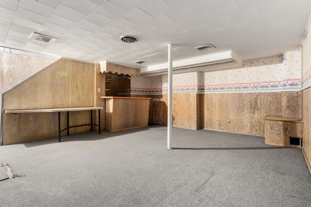 215 Dorset Road Newton, MA 02468 - Photo 32 of 41