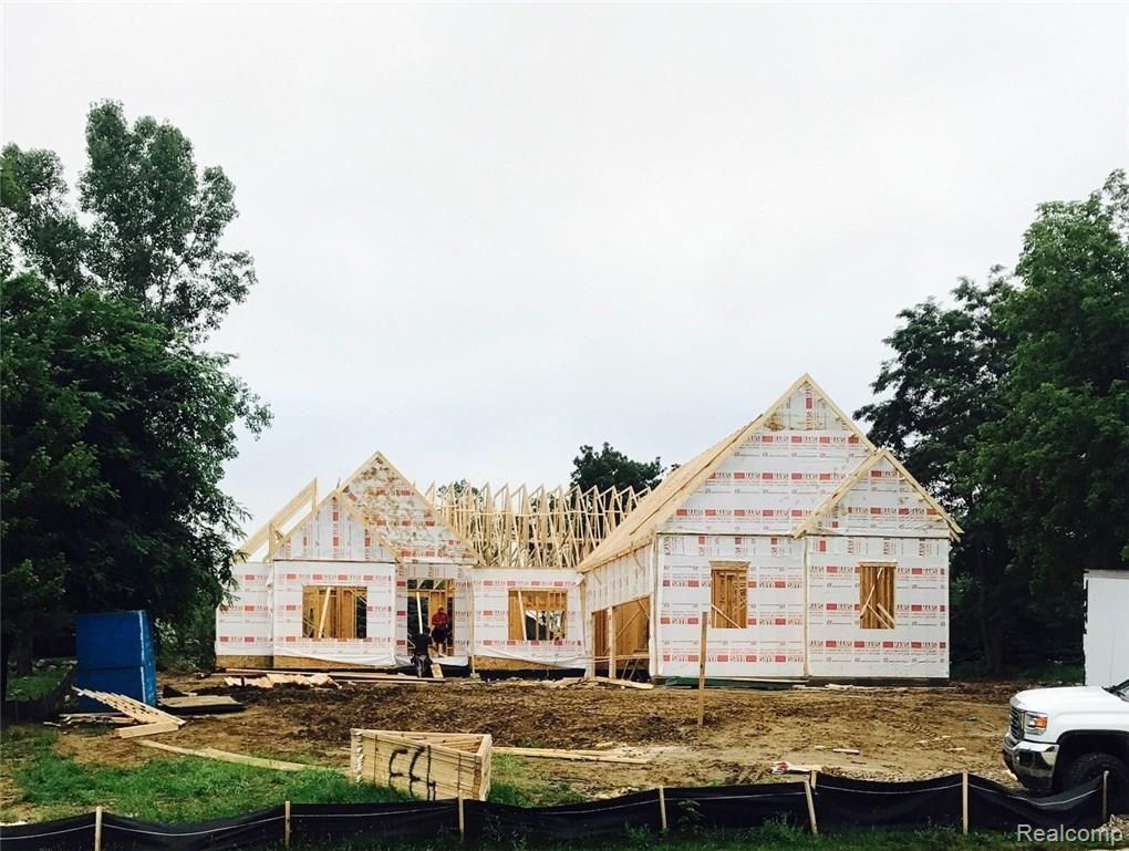 8097 Lee Road Brighton, MI 48116 - Photo 2 of 4 perb31.jpg