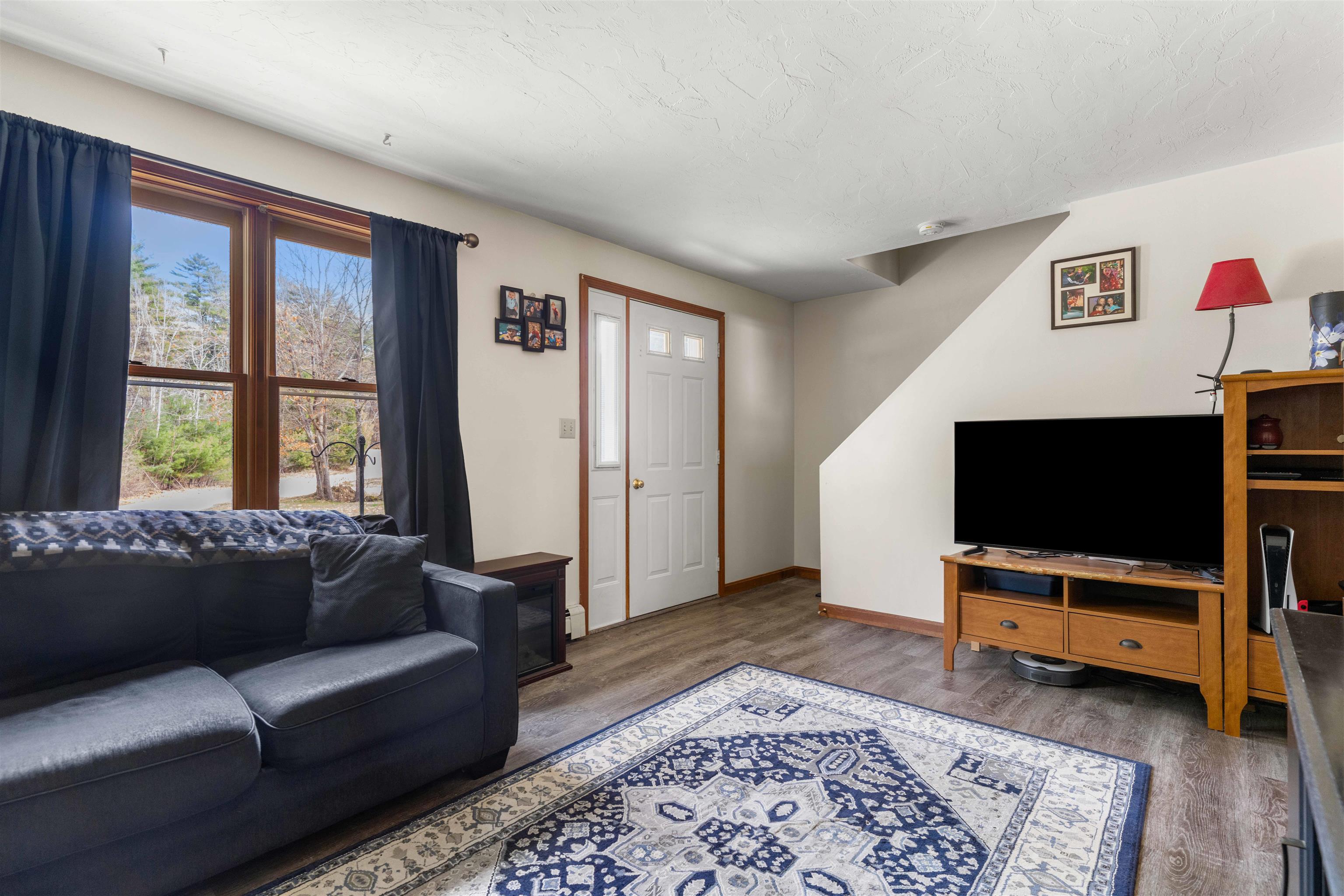 353 Goboro Road Epsom, NH 03234 - Photo 9 of 26