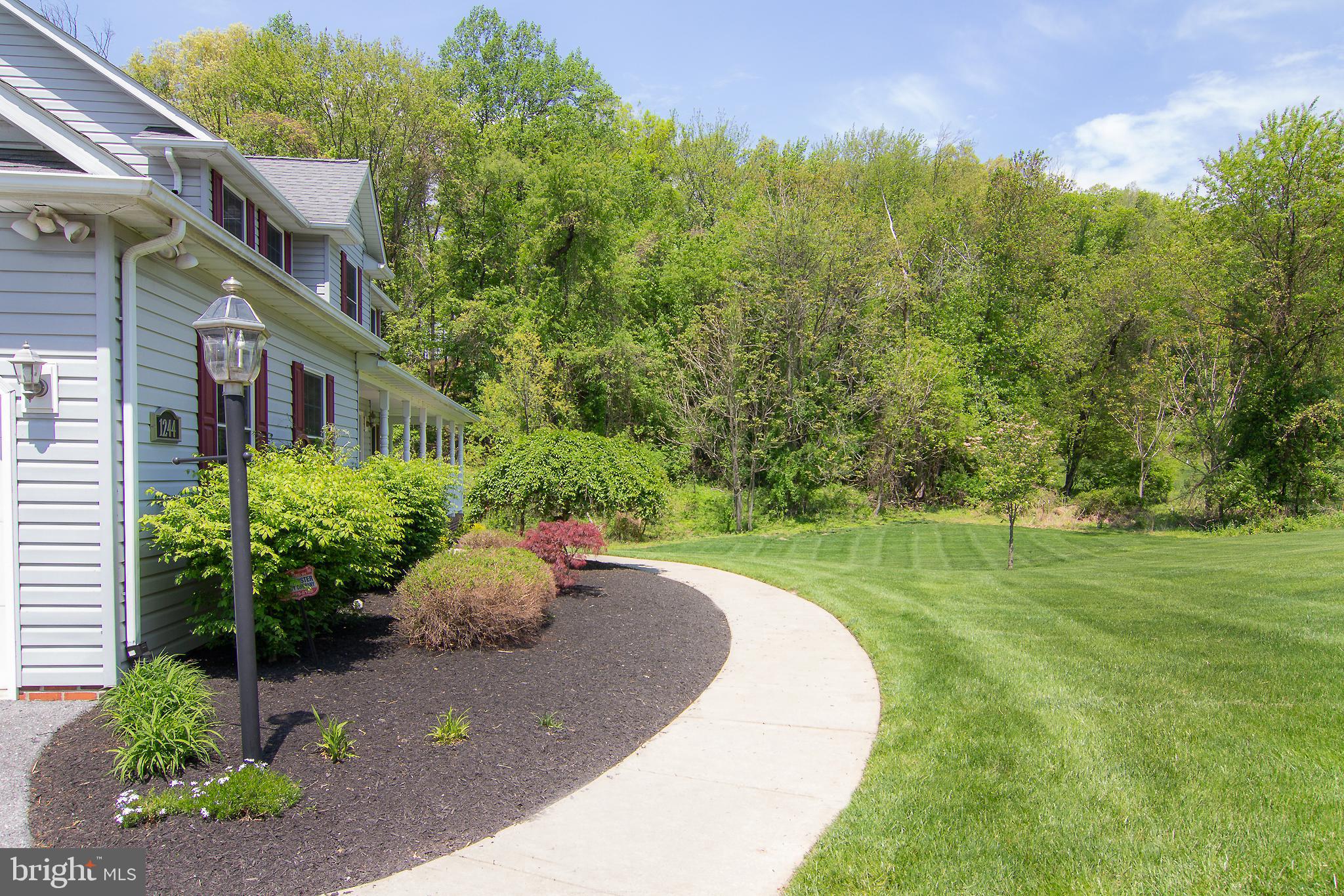 1244 Arnold Road Westminster, MD 21157 - Photo 3 of 41 Gallery Image 3