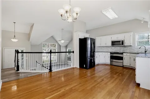 $420,000 | 16412 West 157th Terrace, Olathe, KS 66062