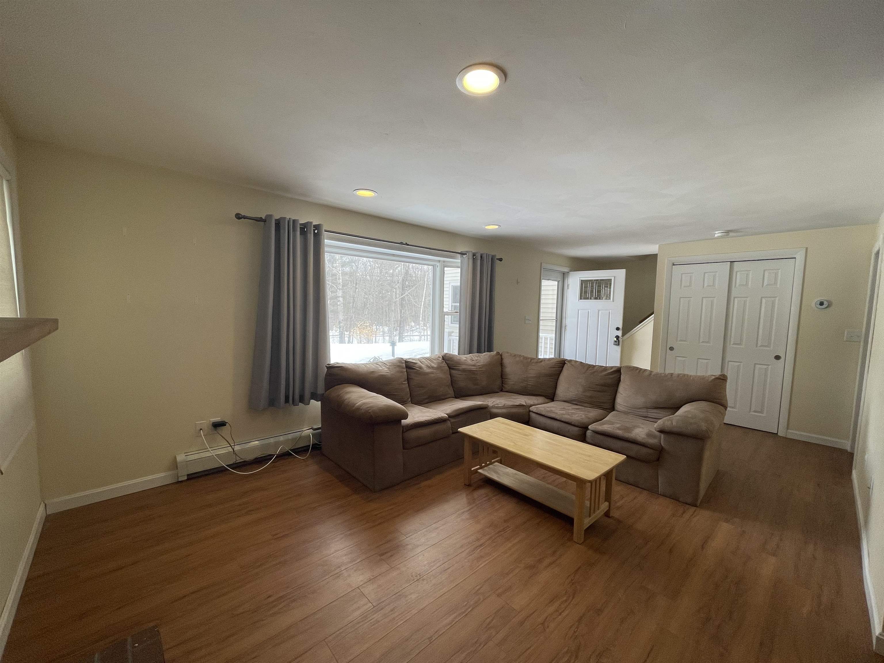 15-2 Hawthorne Way, Unit C2 Rumney, NH 03266 - Photo 3 of 33 Gallery Image 3