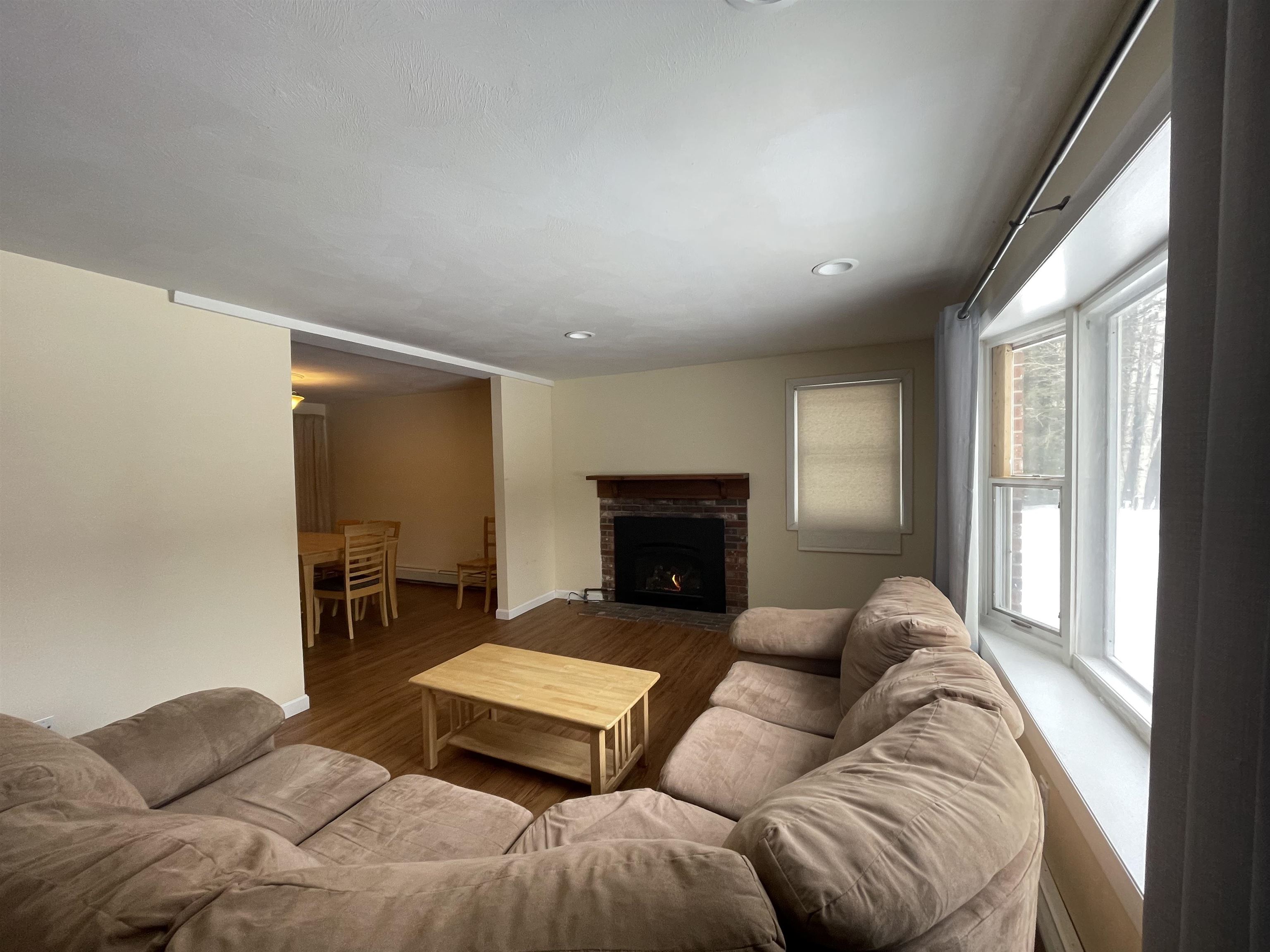15-2 Hawthorne Way, Unit C2 Rumney, NH 03266 - Photo 5 of 33 Gallery Image 5