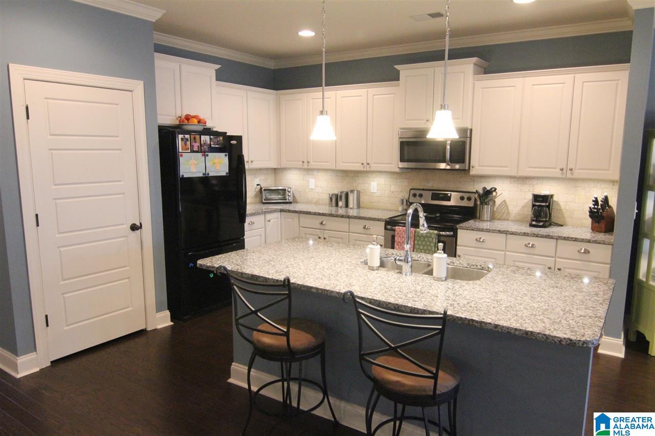 1099 Riviera Drive Calera, AL 35040 - Photo 12 of 43