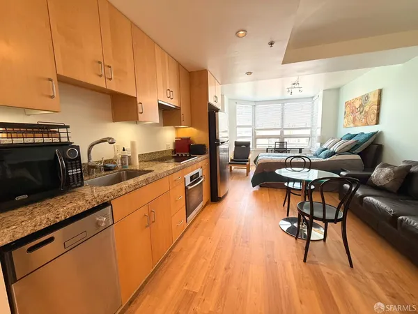 $3,000 | 750 Van Ness Avenue, Unit 702, San Francisco, CA 94102