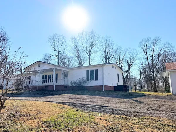 $299,900 | 4616 Highway 76, Adams, TN 37010