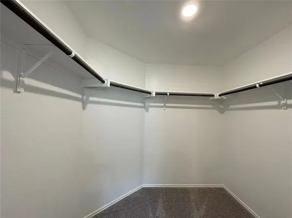 $1,995 | 409 Bluejack Way, Hutto, TX 78634