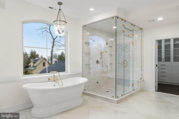$3,599,000 | 140 East Central Avenue, Moorestown, NJ 08057