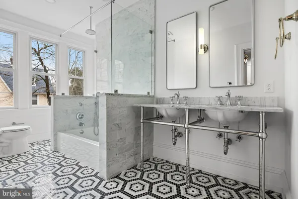 $3,599,000 | 140 East Central Avenue, Moorestown, NJ 08057